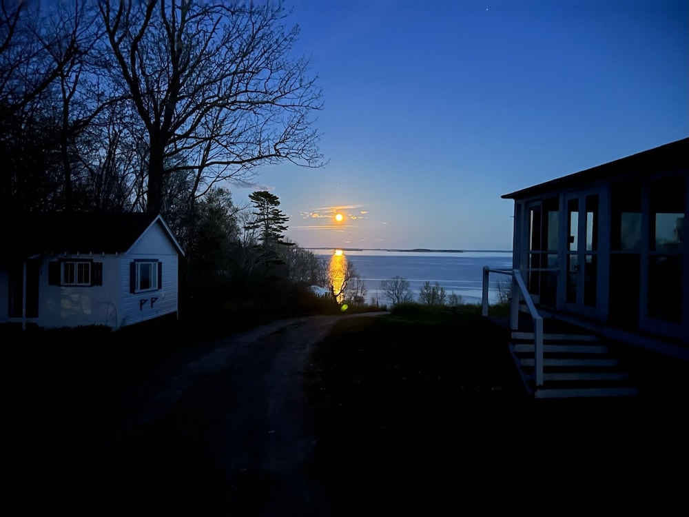 The High Tide Inn - photo 152
