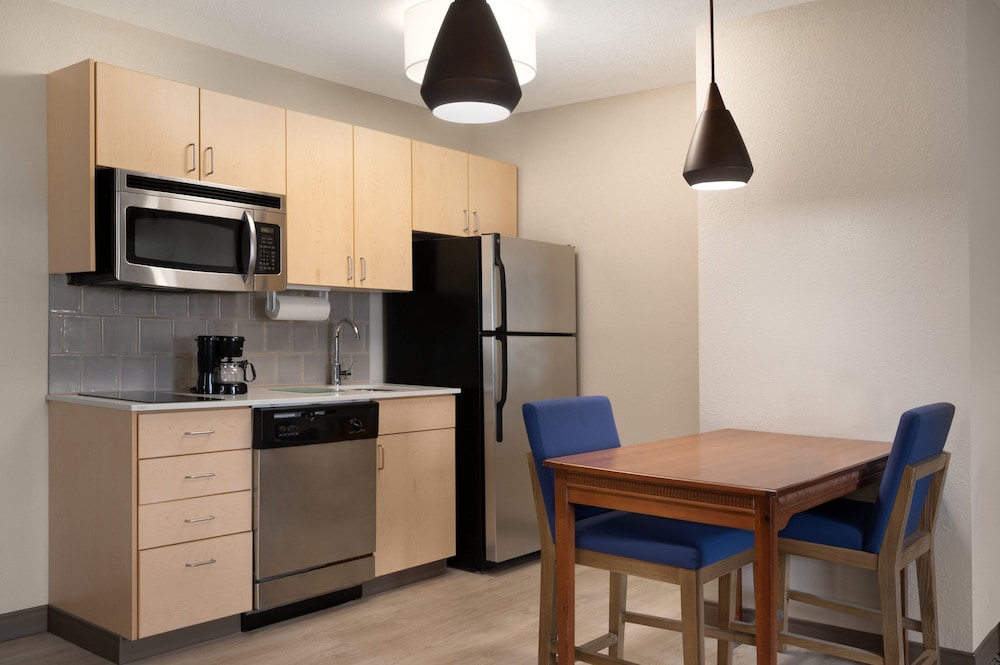 Candlewood Suites Watertown Fort Drum by IHG - photo 23