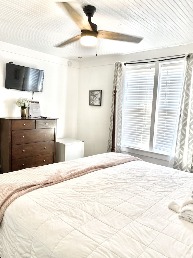 Bella's Boutique Hotel - photo 39