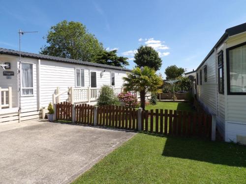 Hares Haven Pet Friendly Sleeps 6 — Patrington