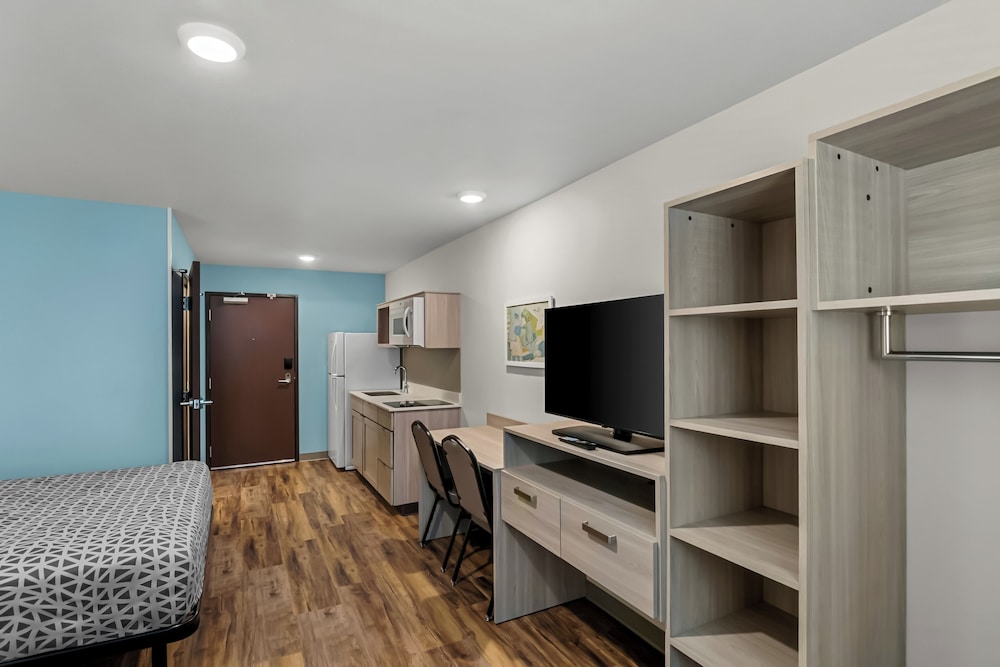 Woodspring Suites Newington Hartford South - photo 11