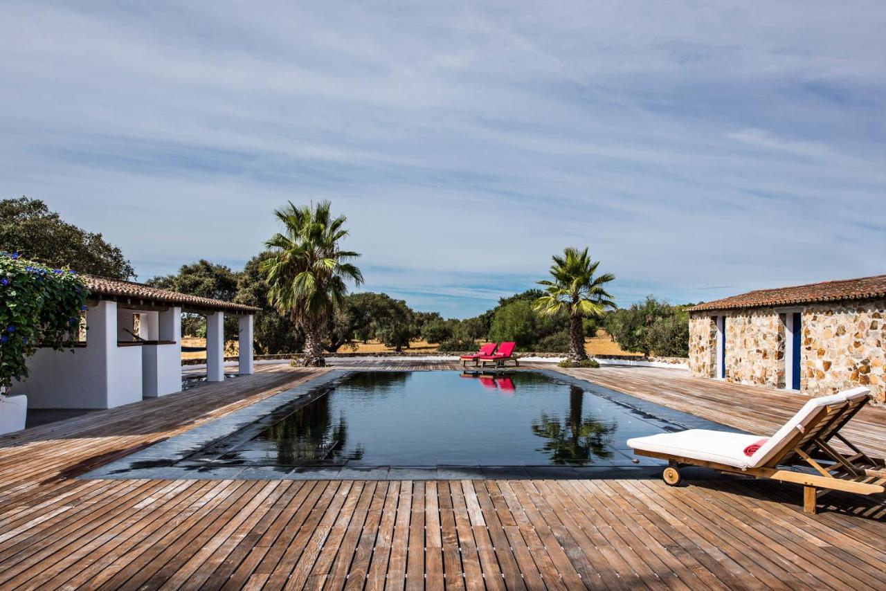 Herdade Dos Alfanges The Barn — hotel in Viana Do Alentejo