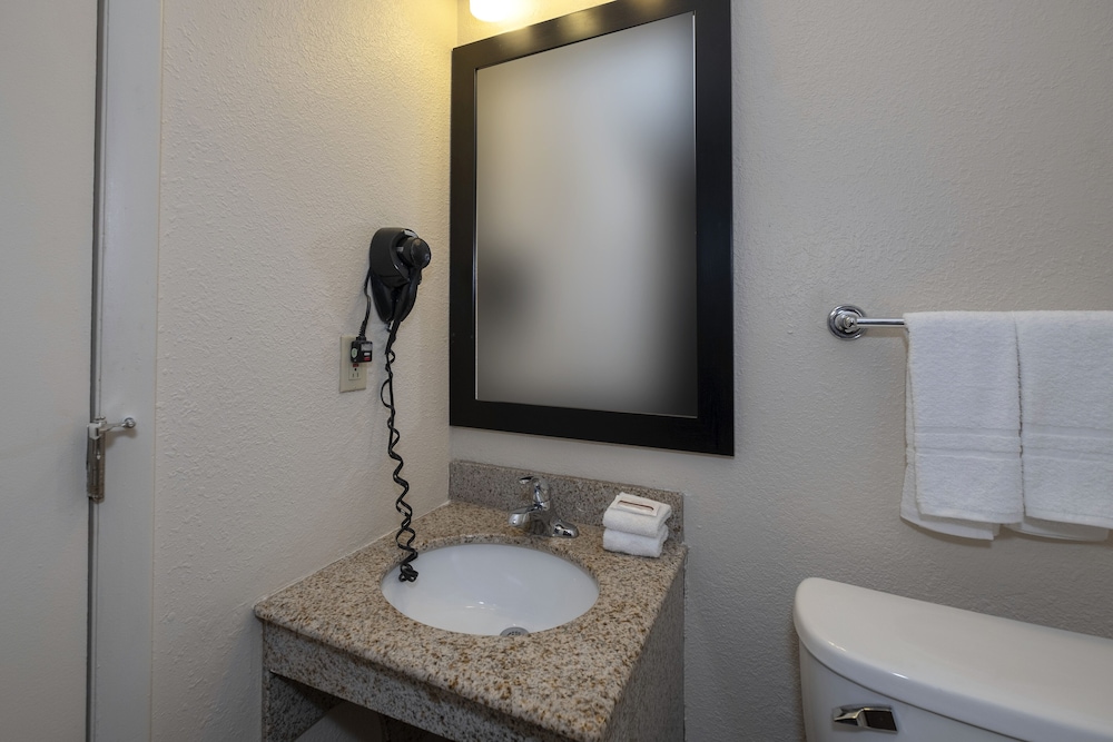 Red Roof Inn Indianapolis Greenwood - photo 46
