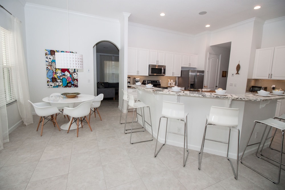 Solterra Resort by VHC Hospitality - photo 14
