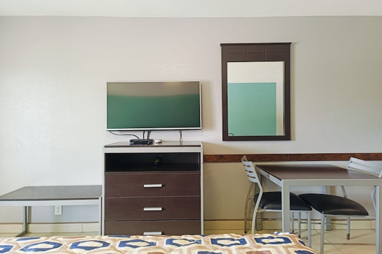 Woodfield Inn & Suites Hotel O Yoakum TX 111 - photo 25