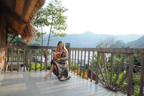 Ke Mountain and Lake Retreat in Hoa Binh, Vietnam