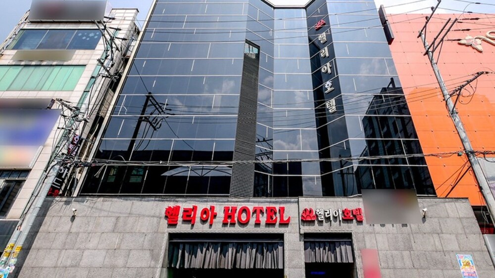 Helia Hotel in Suwon, South Korea