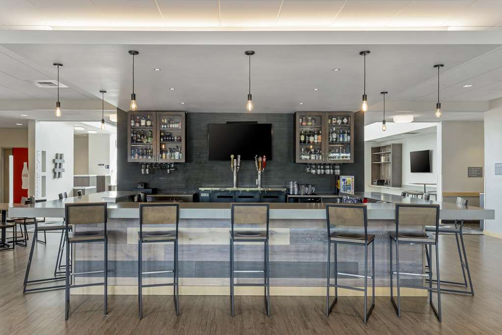 Best Western Plus Peppertree Nampa Civic Center Inn - photo 9