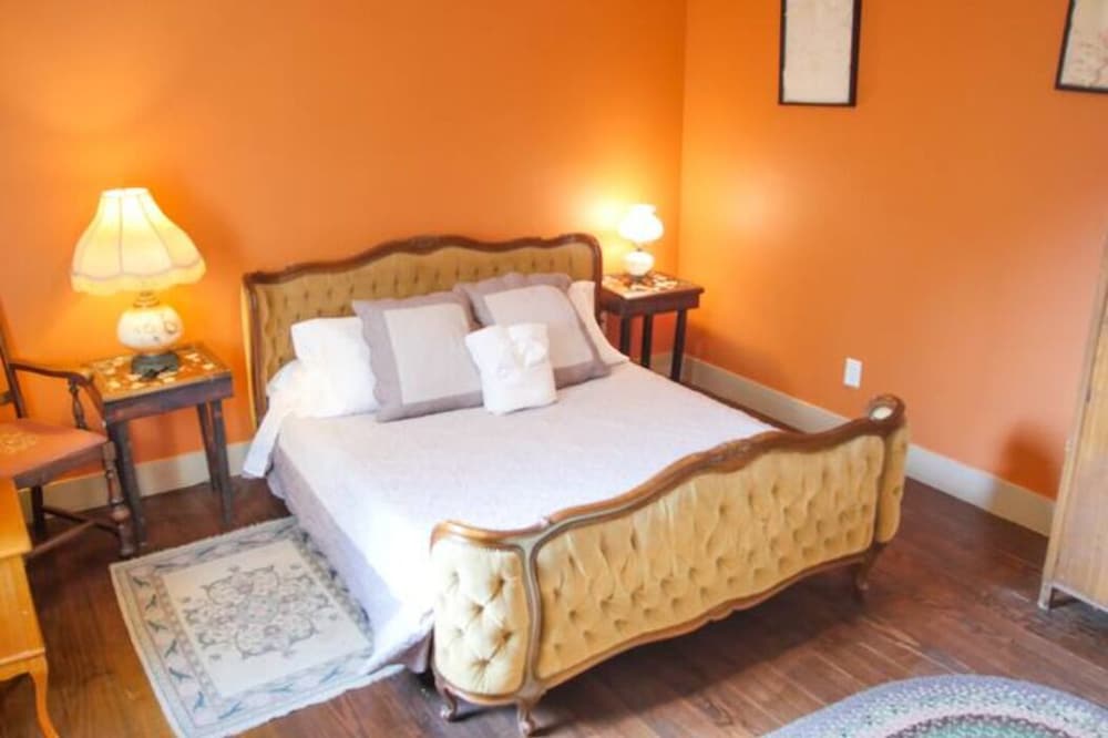L'Auberge Inn - photo 3