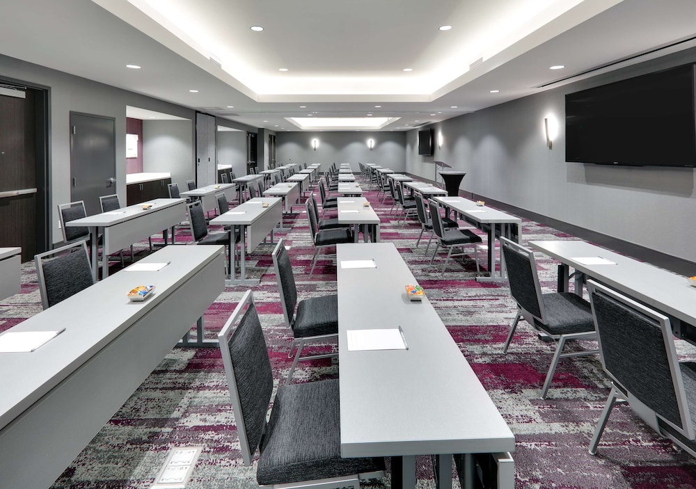 Homewood Suites by Hilton Irvine Spectrum Lake Forest - photo 37