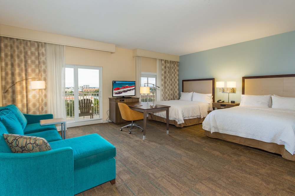 Hampton Inn & Suites Clearwater Beach - photo 3