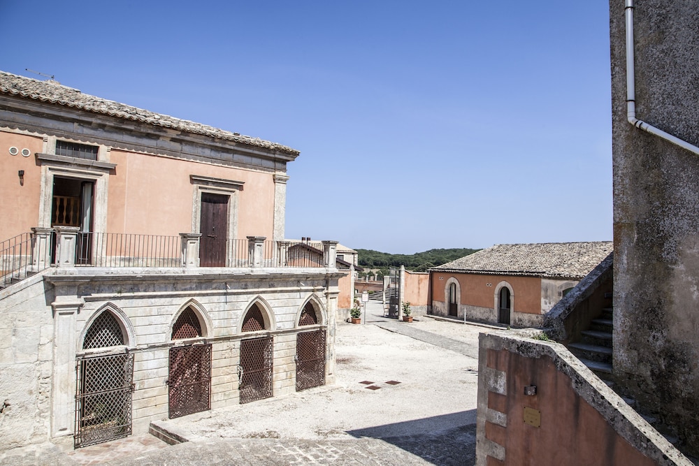 Feudo Bauly — Noto — photo 3