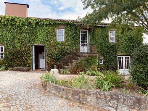 Casa do Crasto — 4-Star Luxury Hotel in Amarante, Portugal