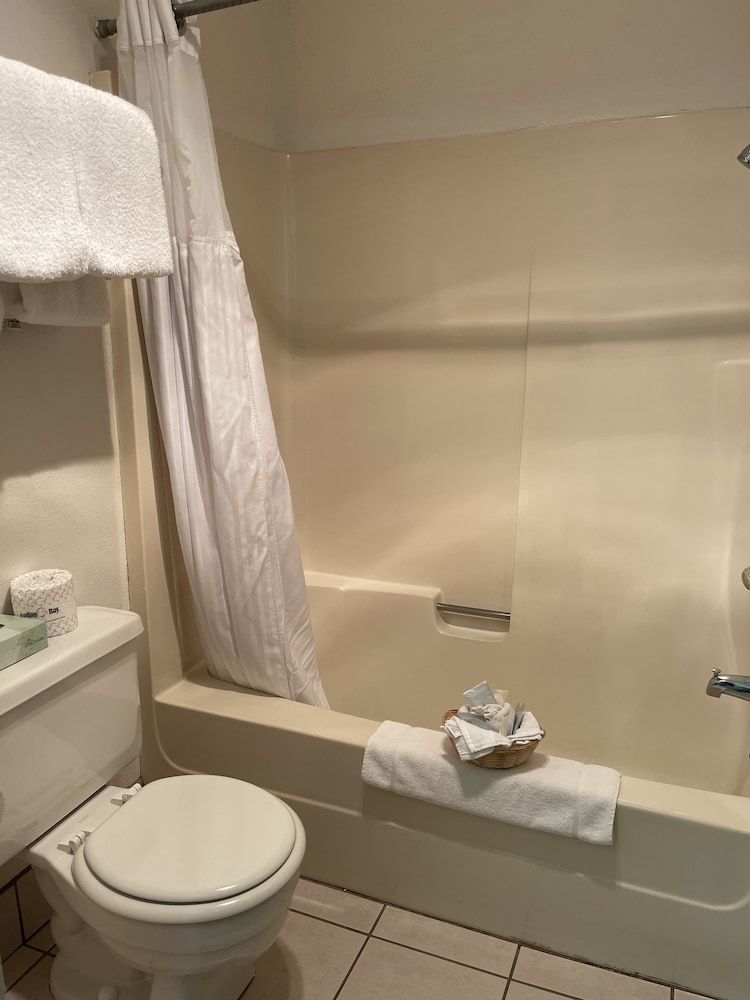Americas Best Value Inn And Suites Newport - photo 7