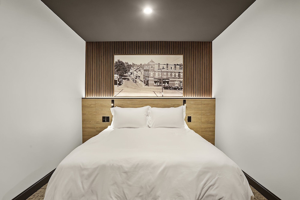 The Hermann Motel - photo 8