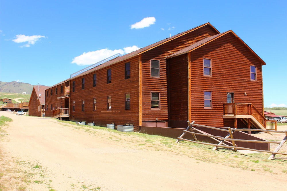 Old Corral Hotel & Steakhouse - photo 13