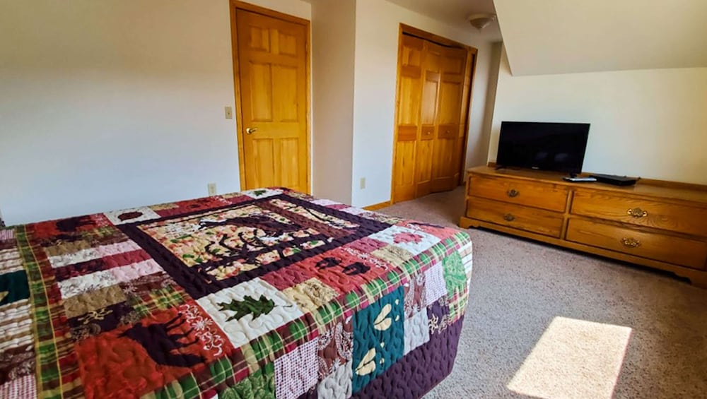 Jasper Ridge Inn Ishpeming - photo 94