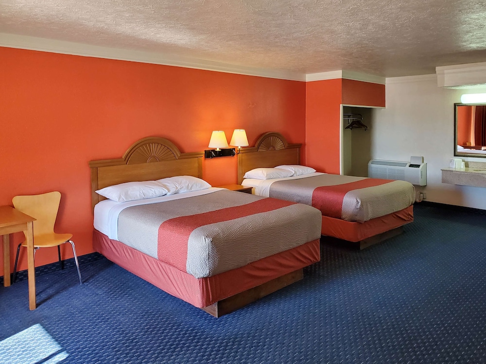 Motel 6 Canon City CO - photo 7