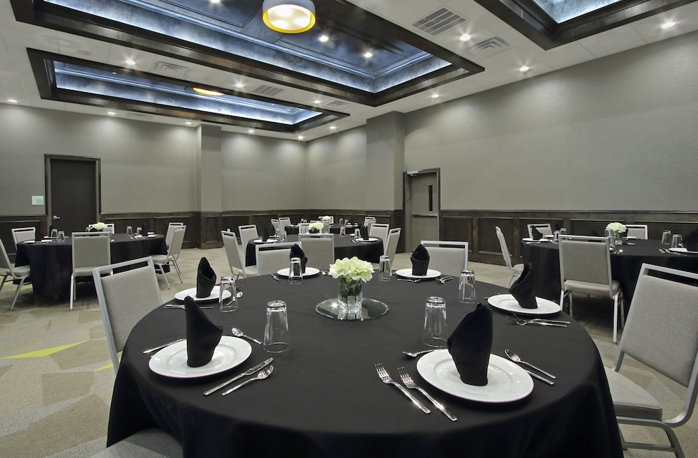 Holiday Inn Hattiesburg North by IHG - photo 43