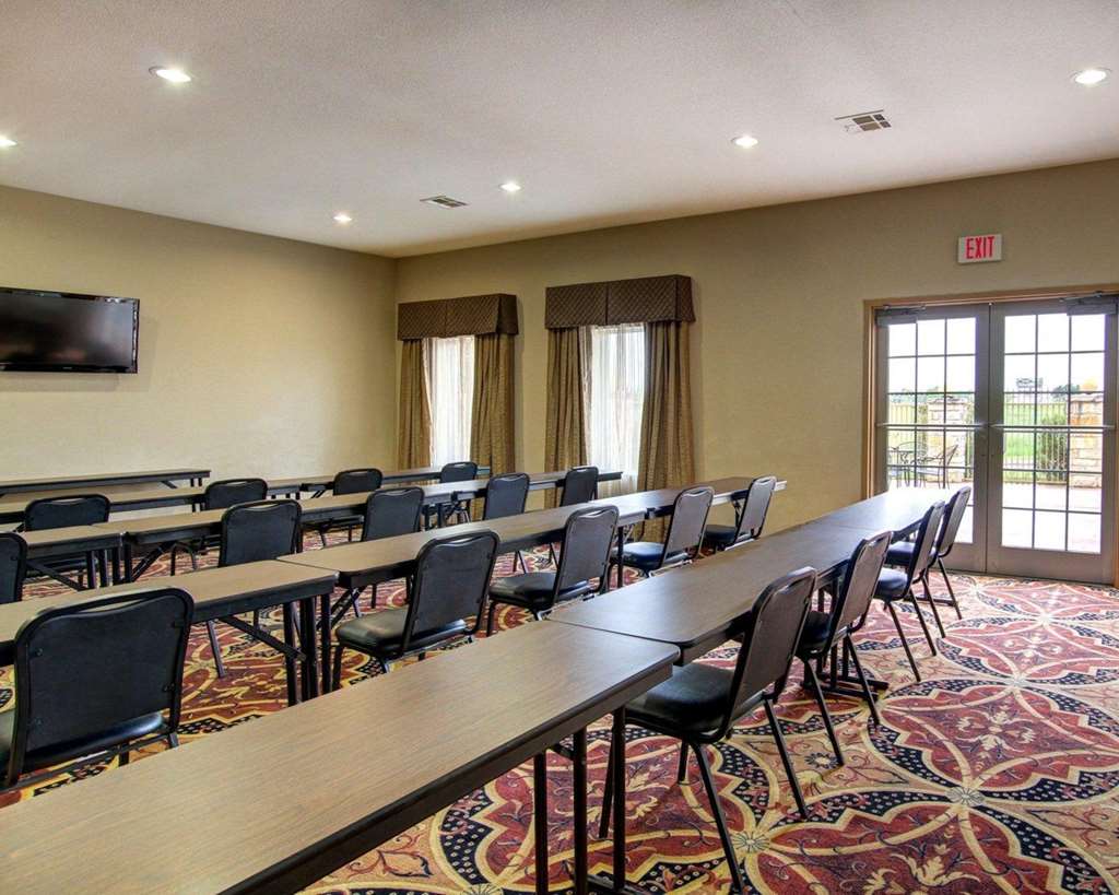 Comfort Inn & Suites Alvarado - photo 25