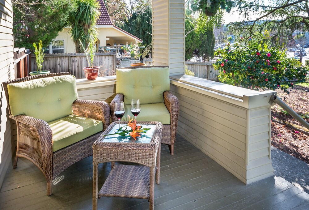 Bella Luna Inn - photo 23