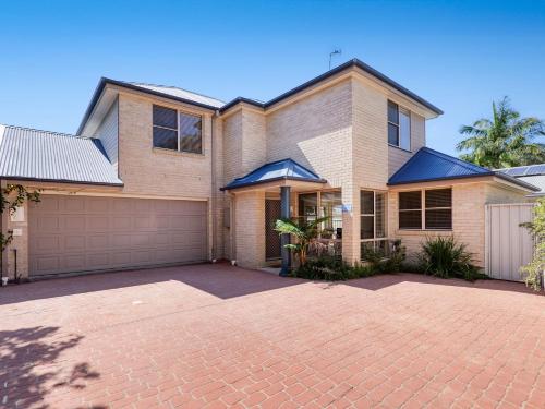 Between the Bays in Nelson Bay, Australia