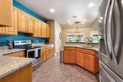 Hill Country Vibe in Canyon Lake, United States