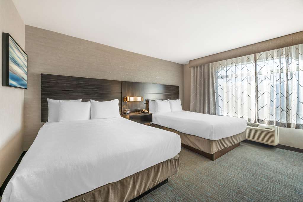 Best Western Plus North Las Vegas Inn & Suites - photo 37