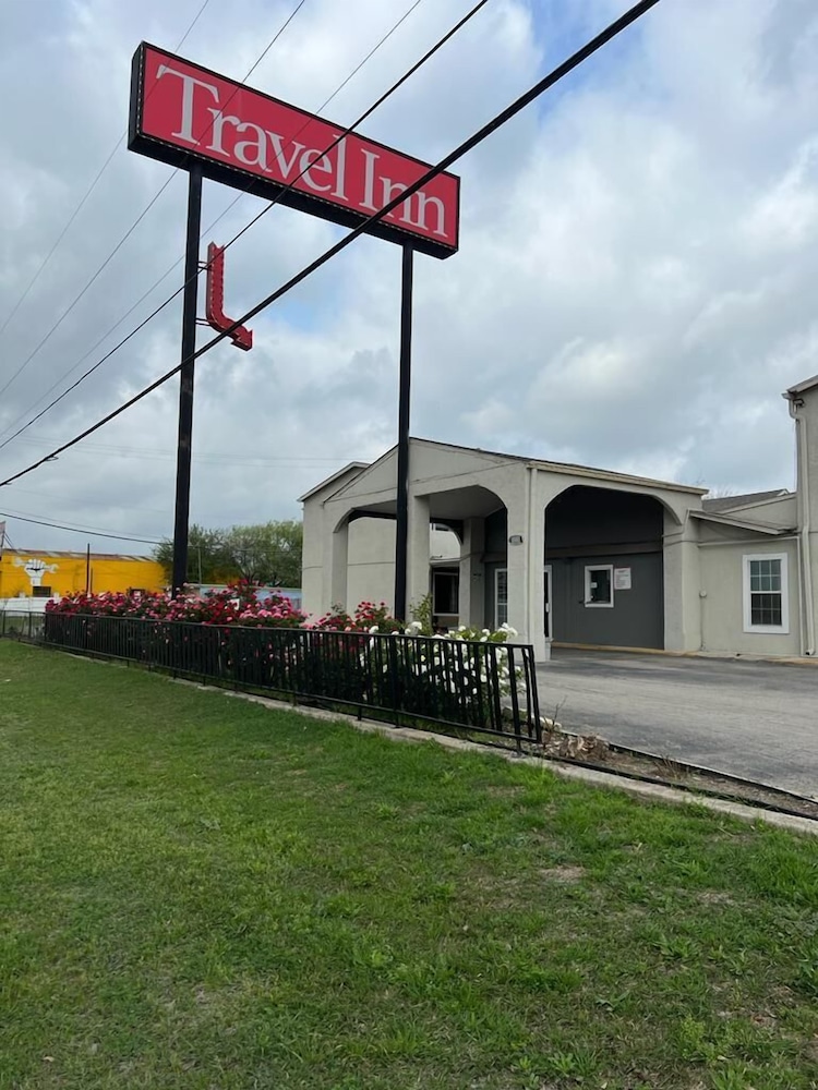 Travel Inn Lackland Seaworld - featured photo