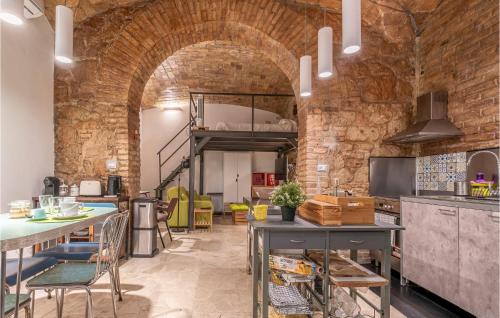 1 Bedroom Lovely Apartment In Roma — 4-Star Luxury Hotel in Rome, Italy