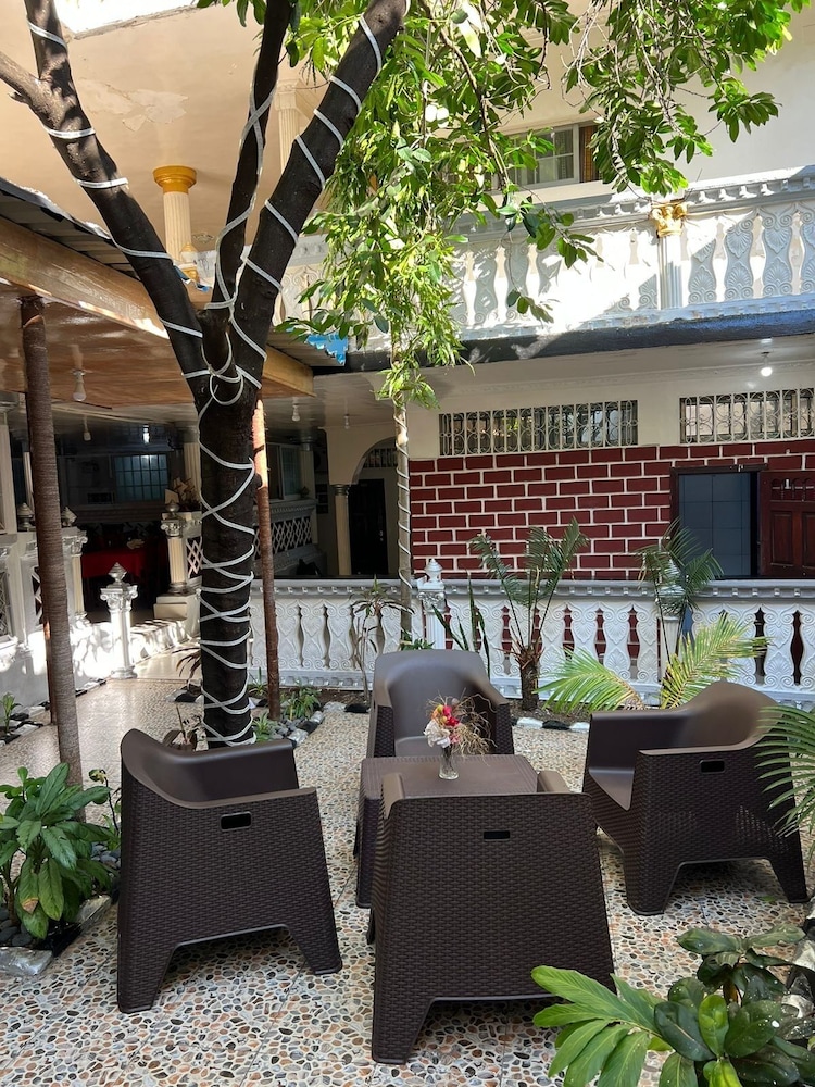 Hôtel Johanna Livingstone in Moutsamoudou, Comoros