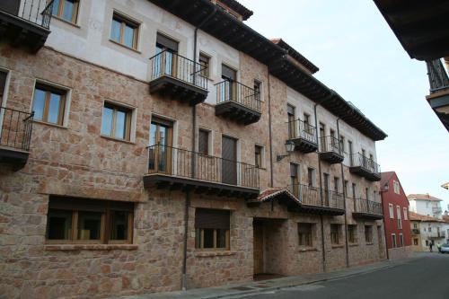 Hotel Rural La Romerosa — hotel in Riaza