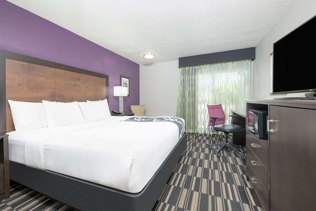 La Quinta Inn by Wyndham El Dorado - photo 21