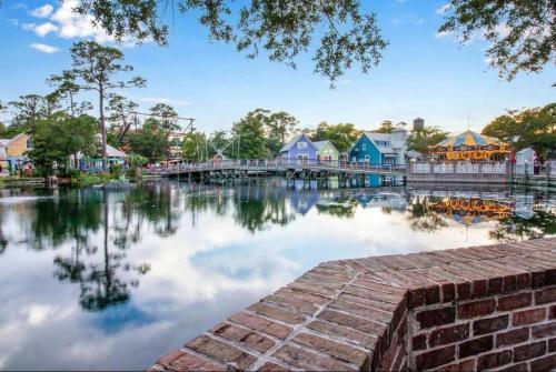 Large 5 BR in golf and beach resort 2 golf carts - photo 25