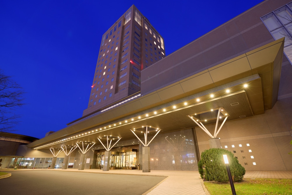 Grand Hotel New Oji — Tomakomai