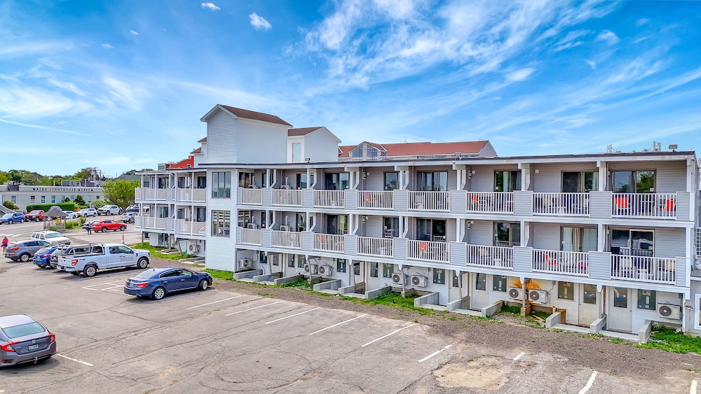 Harborline Hotel - photo 28