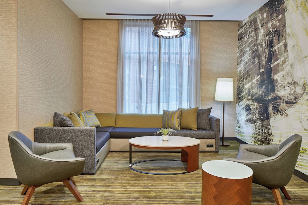 Courtyard by Marriott Baltimore Downtown McHenry Row - photo 34