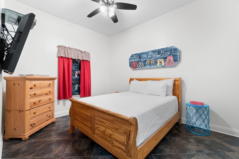Phoenix 6 011 - carbon neutral hotel in Orange Beach