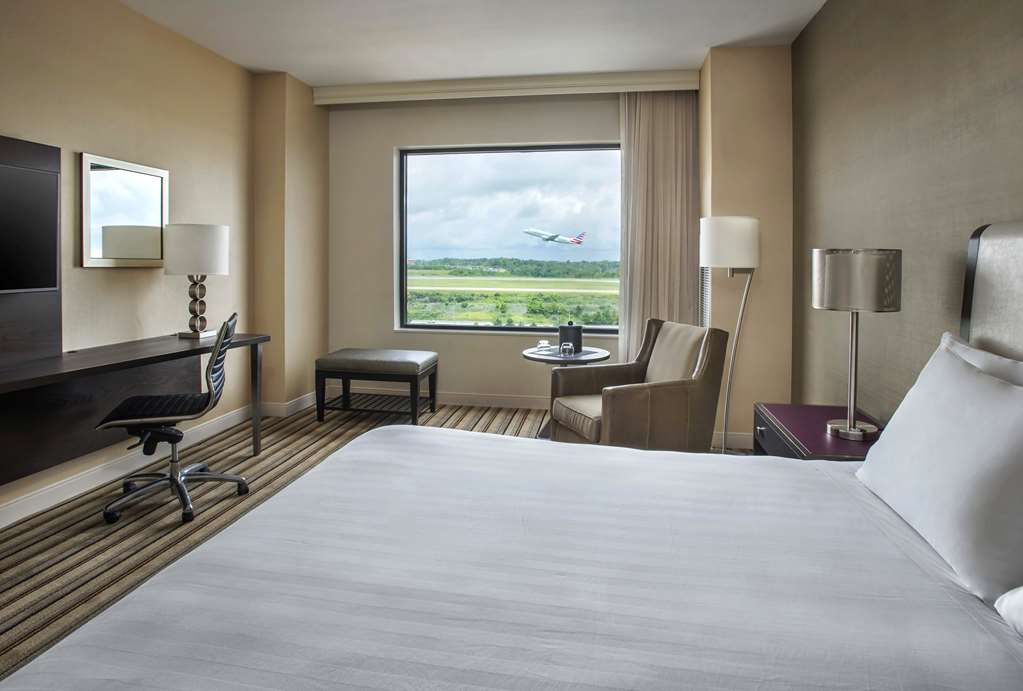 Hyatt Regency Pittsburgh International Airport - photo 26