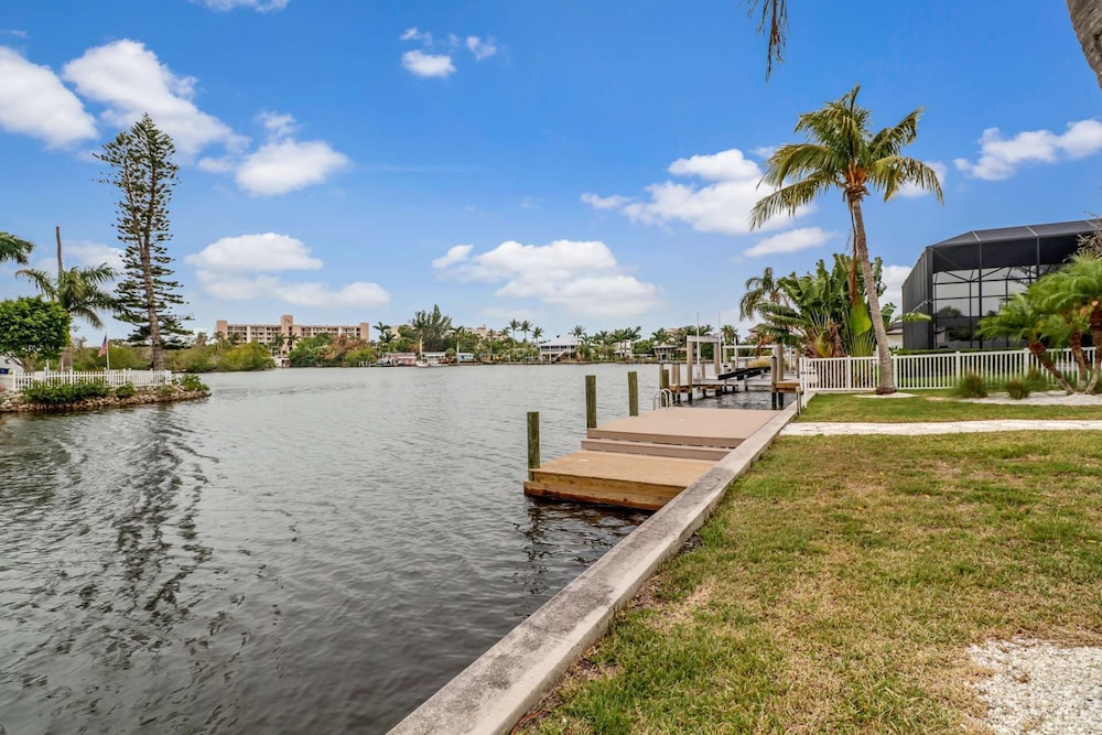 4865 Regal Dr - photo 21