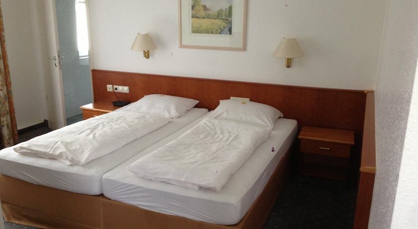 Hotel Villa Karlsbad — Bad Mergentheim — photo 2