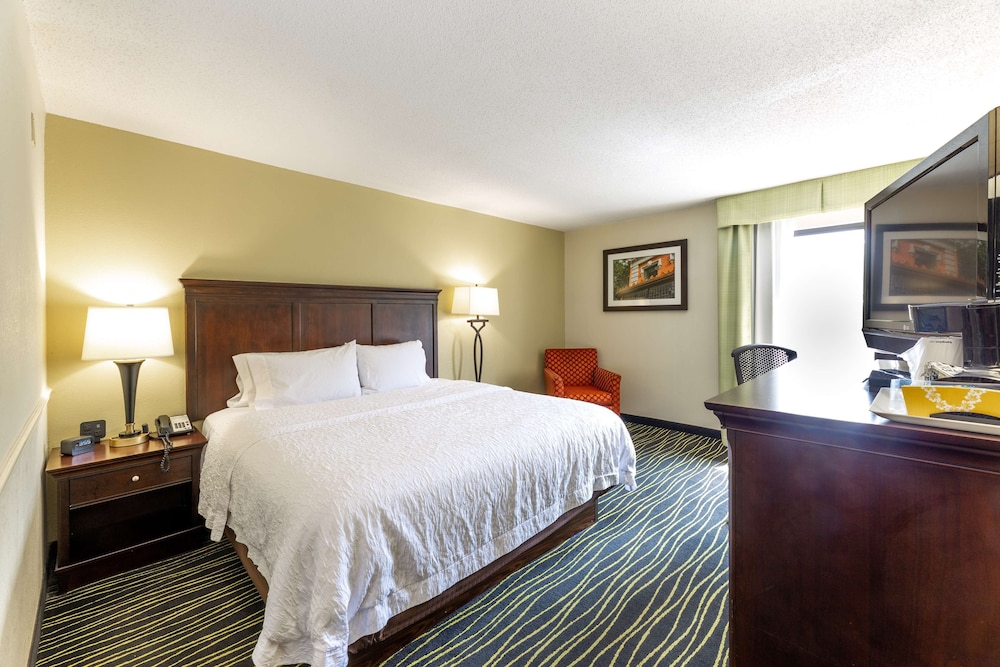 Hampton Inn Columbia I 26 Harbison Blvd. - photo 18