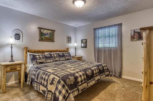 River Song Near River Hot Tub Foosball WIFI 560 FREE tickets each paid day - photo 24