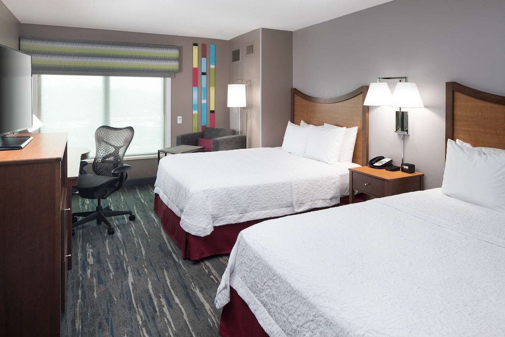 Hampton Inn & Suites Chicago North Shore Skokie - photo 21