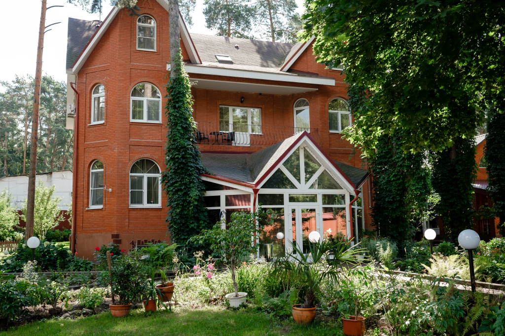 Pomeste in Kratovo, Russia