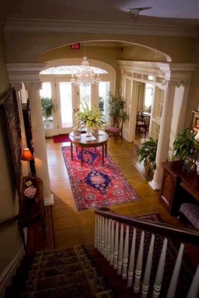 1842 Inn - photo 8