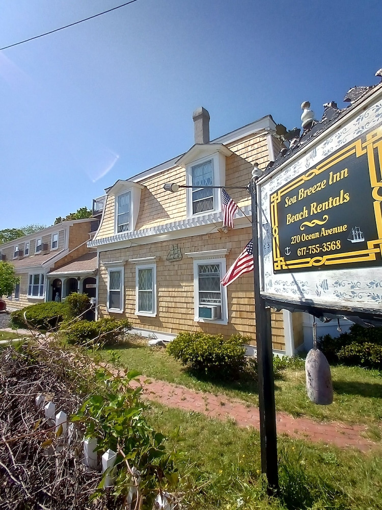 Sea Breeze Inn - featured photo