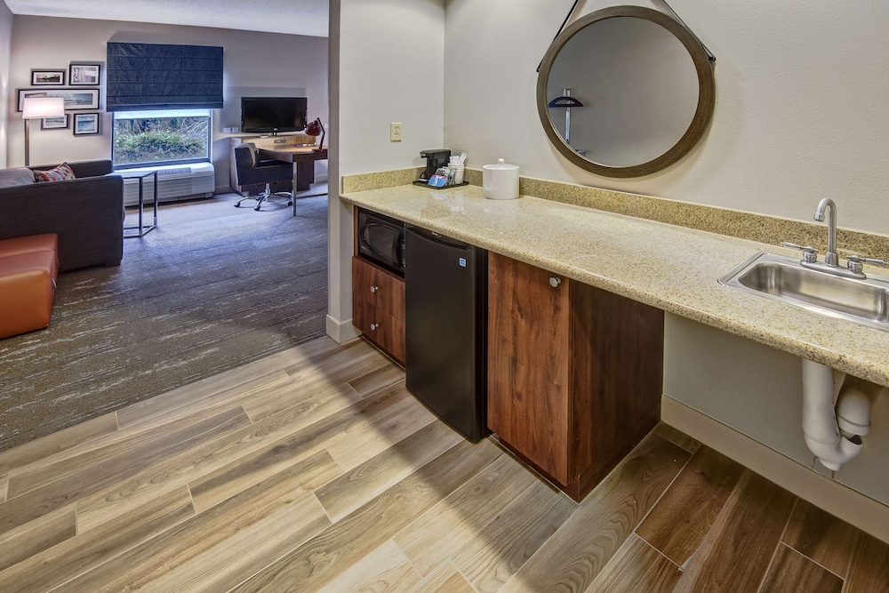 Hampton Inn & Suites Fort Myers Estero FGCU - photo 13