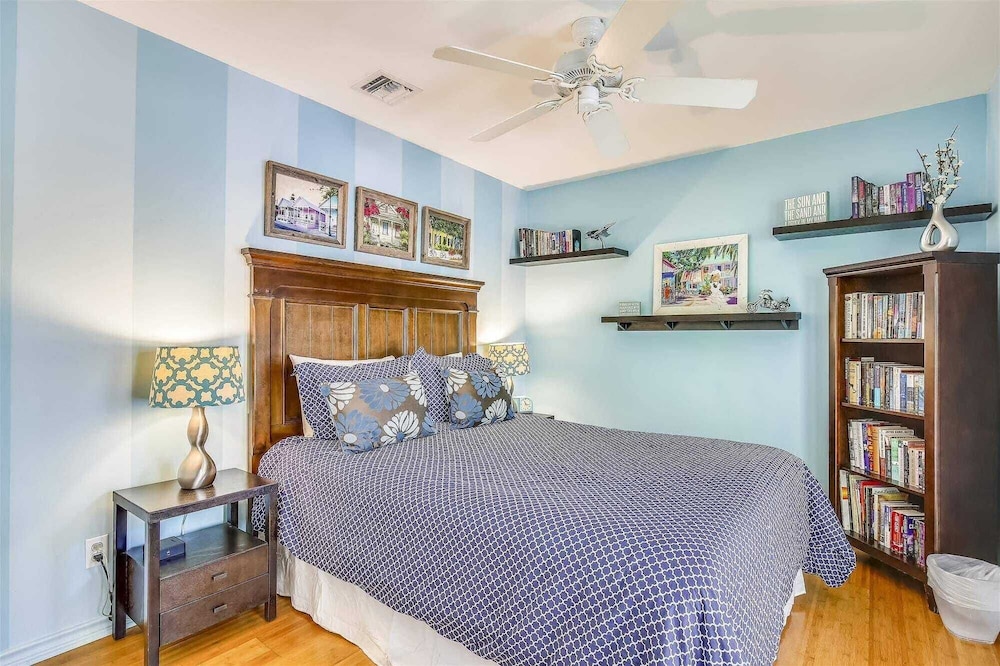 Shipyard Treasure by Avantstay Communal Pool Gated Community Great Location Week Long Stays - photo 15
