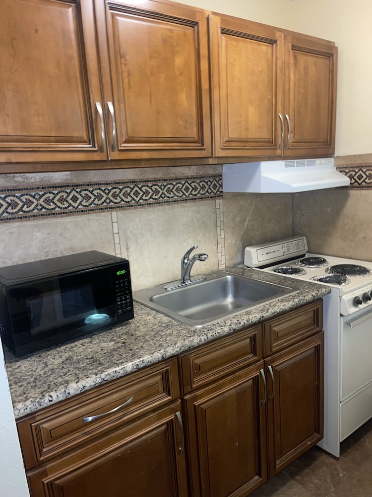 Inn At Mexia - photo 22